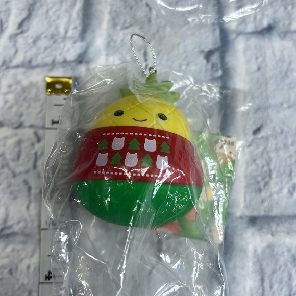 Limited edition squishmallow Christmas ornament. 2022 ornament pineapple - Picture 5 of 5